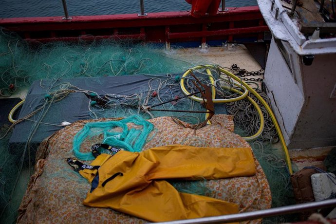 Archivo - Materiales de pesca en el Puerto de Arenys