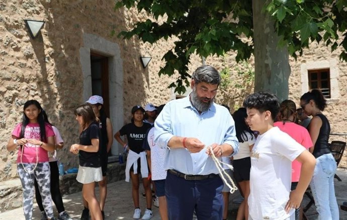 Un total de 200 alumnos participan en 'Nit d'Estrelles', una estancia deportiva organizada por el Consell de Mallorca