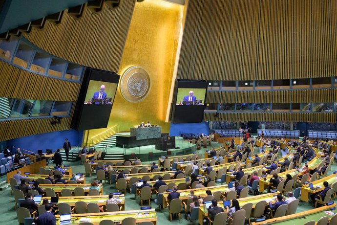 NAÇÕES UNIDAS, 4 de junho de 2025 -- A Assembleia Geral da ONU realiza uma reunião para eleger os membros do Conselho Econômico e Social da ONU na sede da ONU em Nova York, em 4 de junho de 2025. Dezoito países, incluindo a China, foram eleitos na quarta-