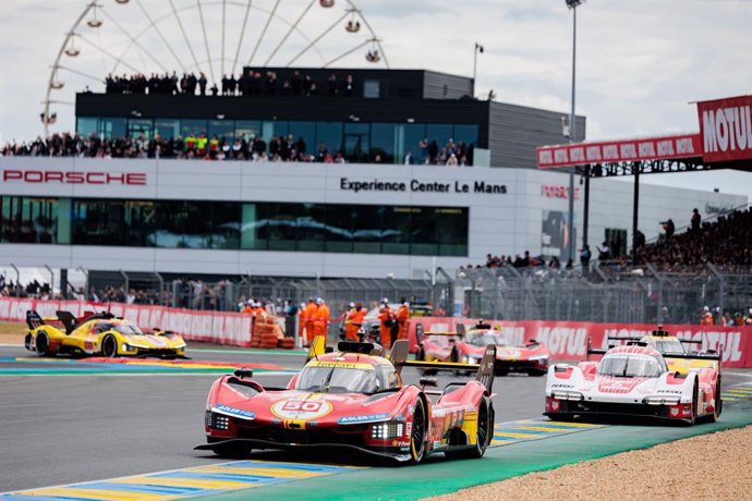 Archivo - 50 FUOCO Antonio (ita), MOLINA Miguel (spa), NIELSEN Nicklas (dnk), Ferrari AF Corse, Ferrari 499P #50, Hypercar, FIA WEC, action 06 ESTRE Kevin (fra), LOTTERER André (ger), VANTHOOR Laurens (bel), Porsche Penske Motorsport, Porsche 963 #06, Hyp