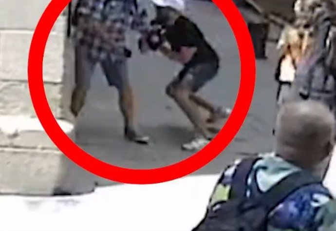 Imatge captada del robatori d'un dels rellotges