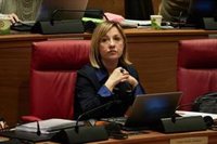 López dice, sobre las adjudicaciones de contratos, que el Gobierno "se ciñe a la legalidad" y actúa de forma "impecable"