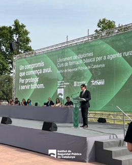 El presidente de la Generalitat, Salvador Illa, en la entrega de diplomas a los nuevos Agents Rurals