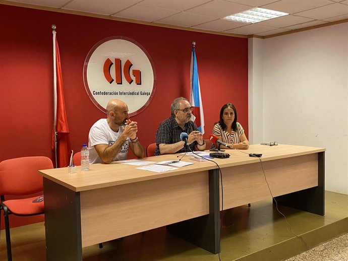 Archivo - Rueda de prensa de la CIG-Saúde sobre el complemento específico.