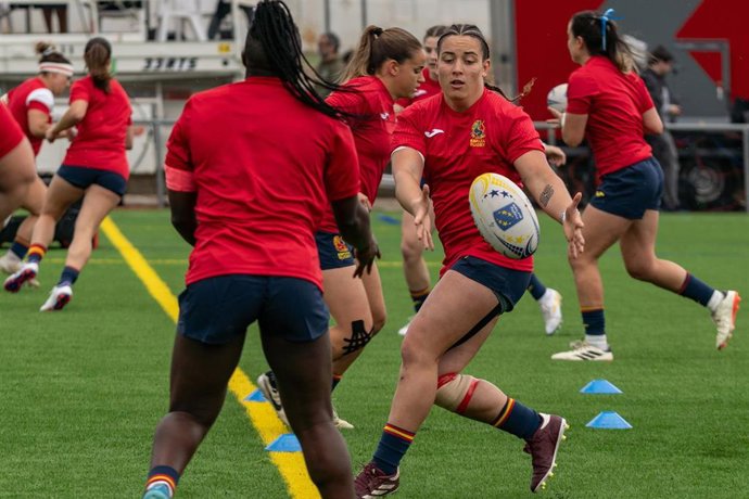 Archivo - Las jugadoras de la selección femenina de rugby entrenando