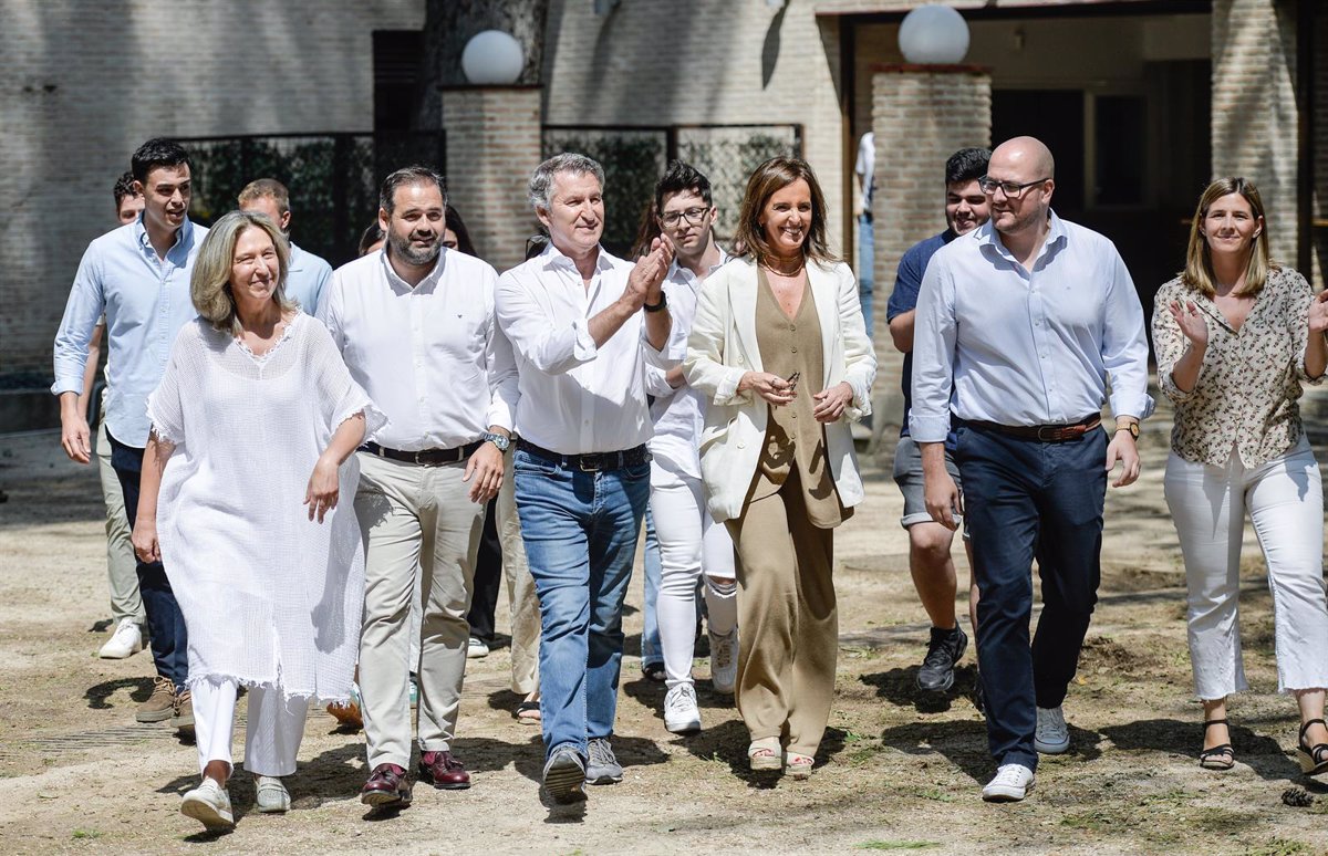 Núñez cree que Page no fuerza generales porque necesita a Sánchez en Moncloa para alargar su  papel de socialista bueno 