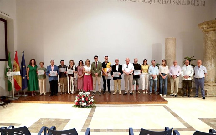 Homenaje a siete grandes donantes de sangre en la provincia de Jaén.