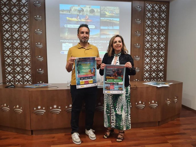 Presentación del Programa de Turismo Acuático 2025 'Agua y Cielo'.