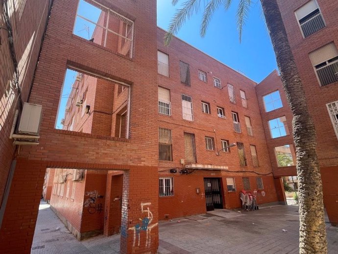 Archivo - La Junta repara en 2024 más de medio millar de viviendas públicas dañadas por vandalismo, ocupación y mal uso