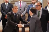 La Junta pide a Montero su dimisión por "estar protegiendo a corruptos en el PSOE y el Ministerio"