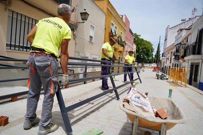 El entorno de la plaza Santa Ana de Badajoz ultima su remodelación.