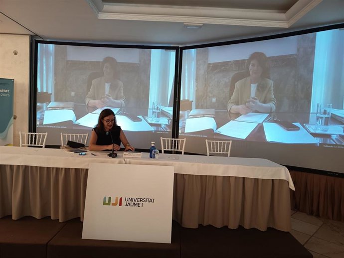 Carmen Calvo afirma que el feminismo jurídico es el que está construyendo y desarrollando la democracia