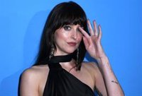 Dakota Johnson señala el mal endémico de Hollywood: "Es un desastre"