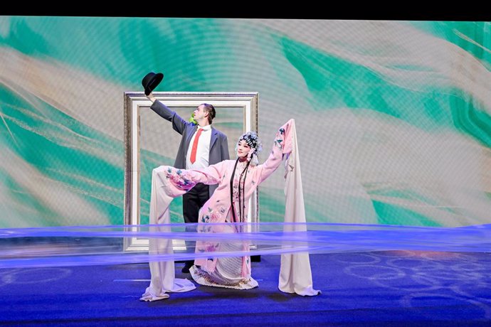 A performance combining Jiangsu’s Wuxi Opera and Belgian surrealist art is presented by Chinese and Belgian artists at the opening ceremony in Brussels. PROVIDED TO CHINA DAILY