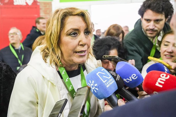 Archivo - La expresidenta de la Junta de Andalucía, Susana Díaz, durante la inauguración del XV Congreso del PSOE de Andalucía. A 22 de febrero de 2025 en Granada. (Foto de archivo).
