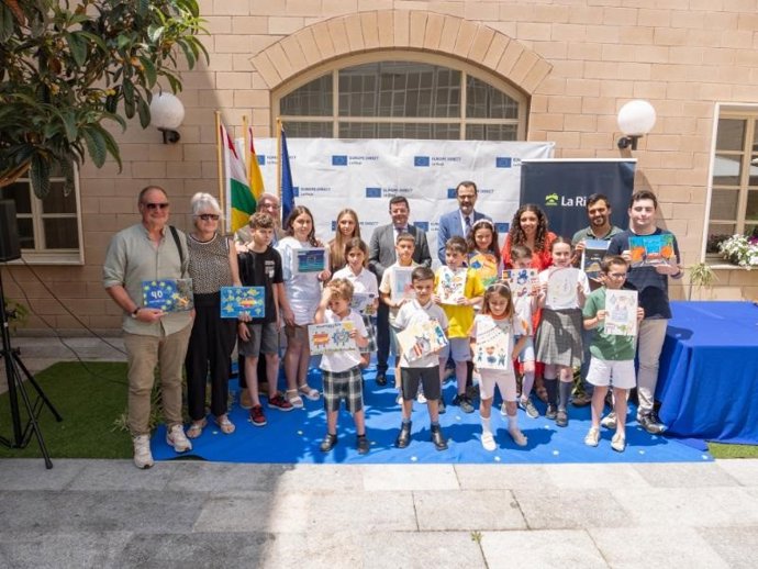 El Gobierno de La Rioja entrega los 18 galardones de la edición 2025 de los concursos ‘Europa en mis ojos’ y ‘Europa en tu objetivo’