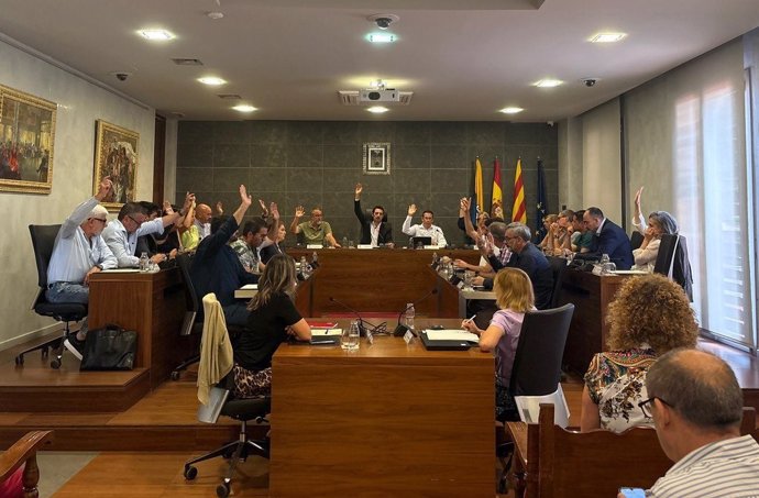 Ple de l'Ajuntament de Castelldefels