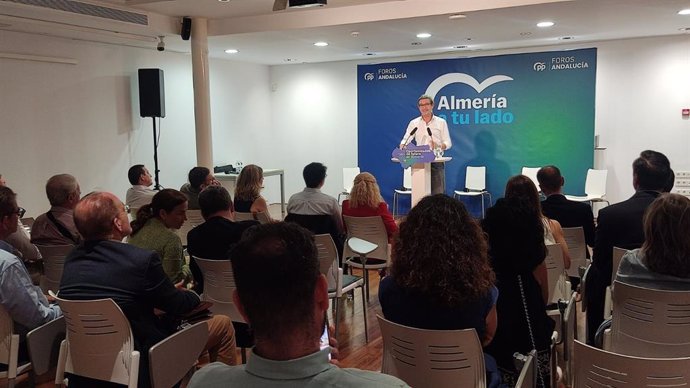 Clausura del I Foro 'Oportunidades de futuro en Almería' organizado por el PP.