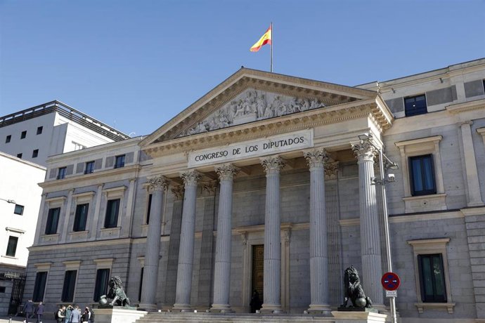 Archivo - Recurso del Congreso de los Diputados antes del acto conmemorativo por el ‘Día Internacional del Pueblo Gitano, a 8 de abril de 2025, en Madrid (España). 