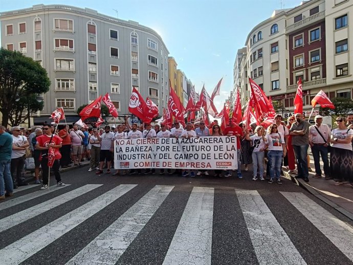 Imagen de la manifestación en defensa de la Azucarera en León capital.