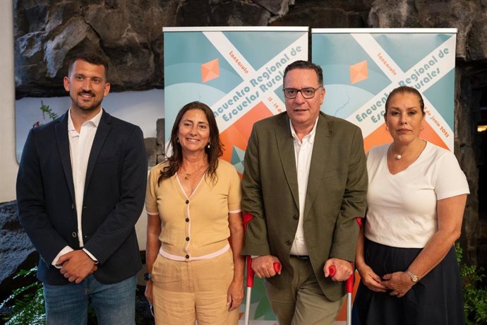 Canarias defiende en Lanzarote a sus escuelas rurales por la cohesión territorial y la diversidad educativa
