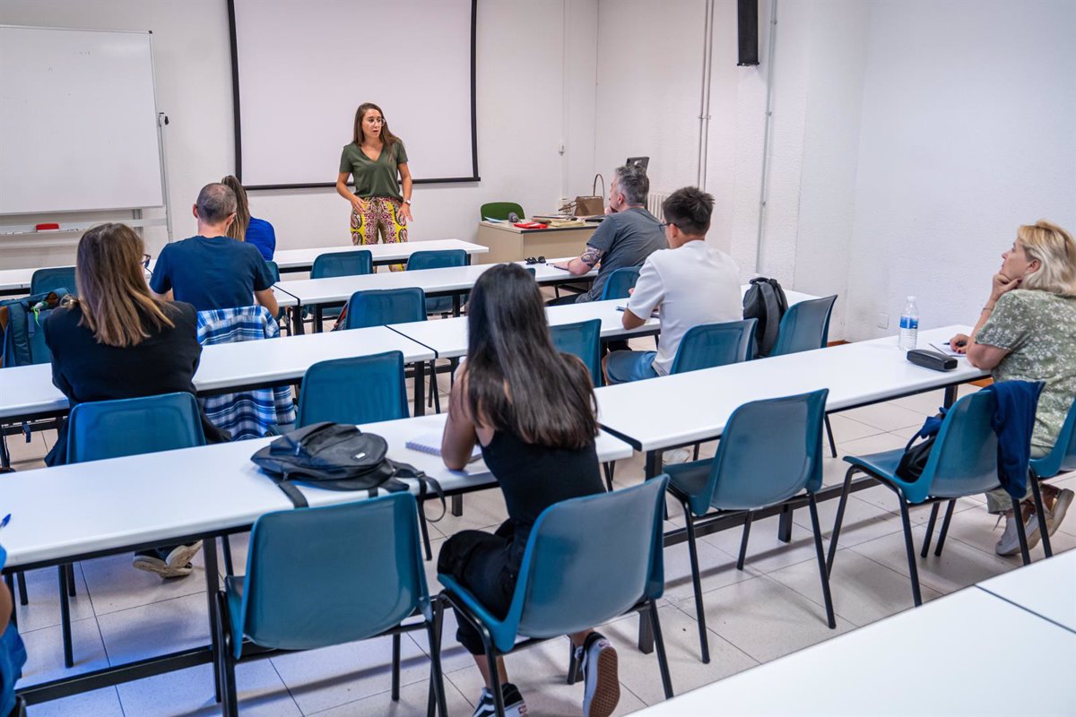 Inglés en nivel C2 y un curso de perfeccionamiento a través del cine, novedades de Casa de las Lenguas próximo curso