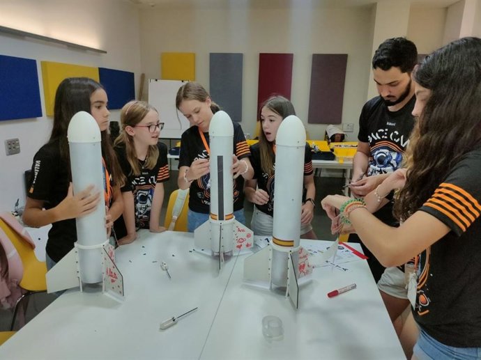 Vuelve Space Camp 2025, el único campamento de entrenamiento real para el espacio para jóvenes de 10 a 17 años