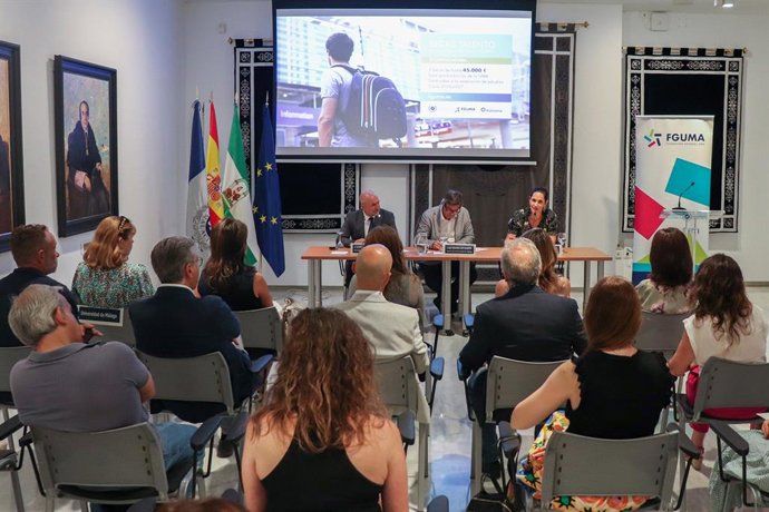 Universidad de Málaga y Fundación Kareema presentan las III Becas Talento para alumnado egresado