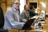 El PP reclama la expulsión del socialista Alfonso Gómez y que entregue su acta