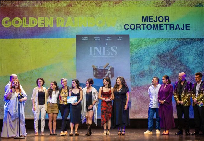 Entrega de premios en la gala final del la segunda edición del Sanfer Short-Pride Edition.