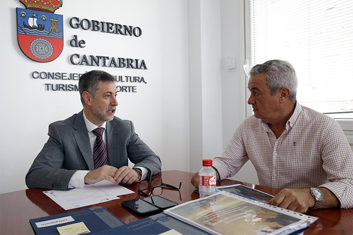 Martínez Abad junto con Gómez