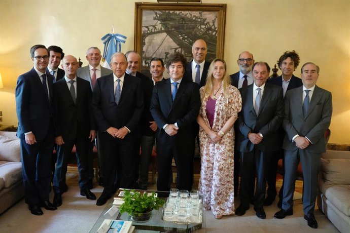 Javier Milei em uma reunião com empresários em Madri