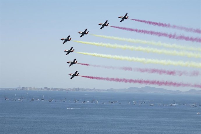Archivo - Aviones de la Patrulla Águila en San Javier, Murcia (España).