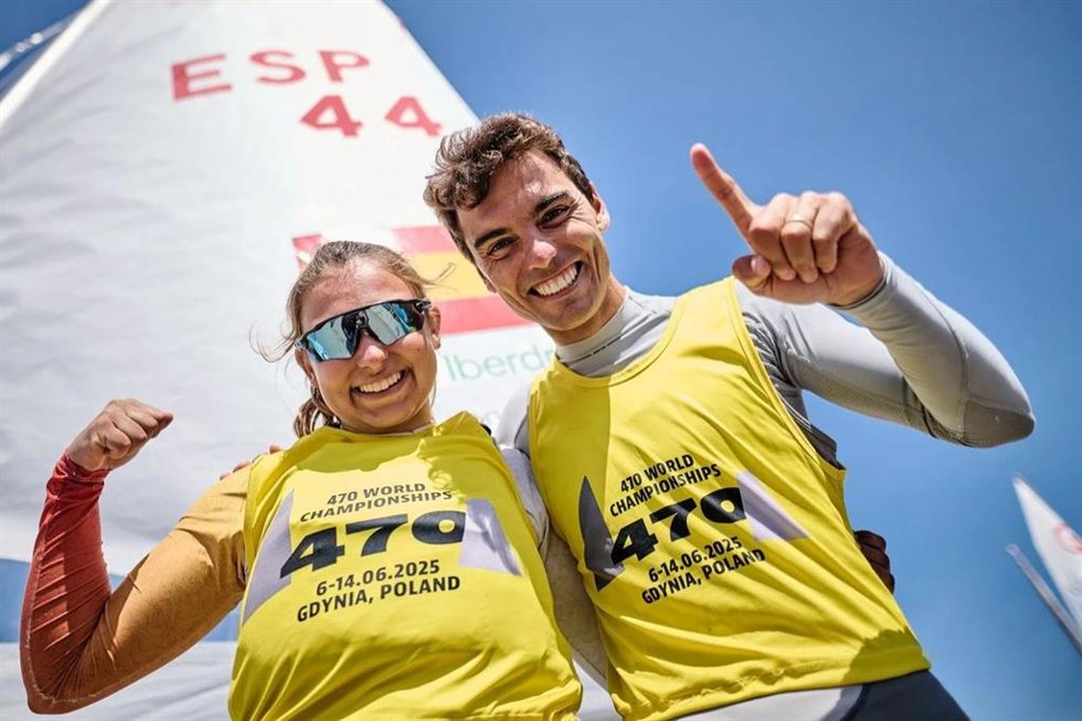 Jordi Xammar y Marta Cardona, campeones del mundo de 470 mixto.