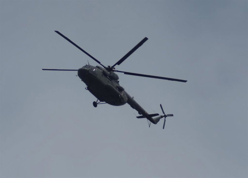 Archivo - Helicóptero en Srinagar, Jammu y Cachemira, India (archivo).