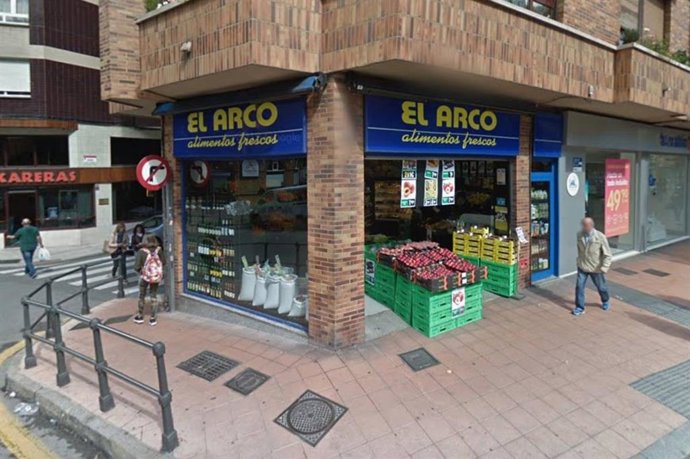 Supermercado El Arco.