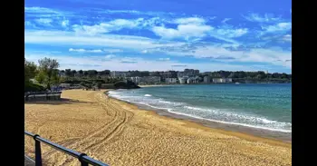 Fallece un hombre en la playa de La Concha de Santander