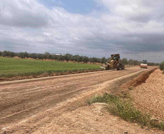 Archivo - Arreglo de los caminos rurales. Foto de archivo.