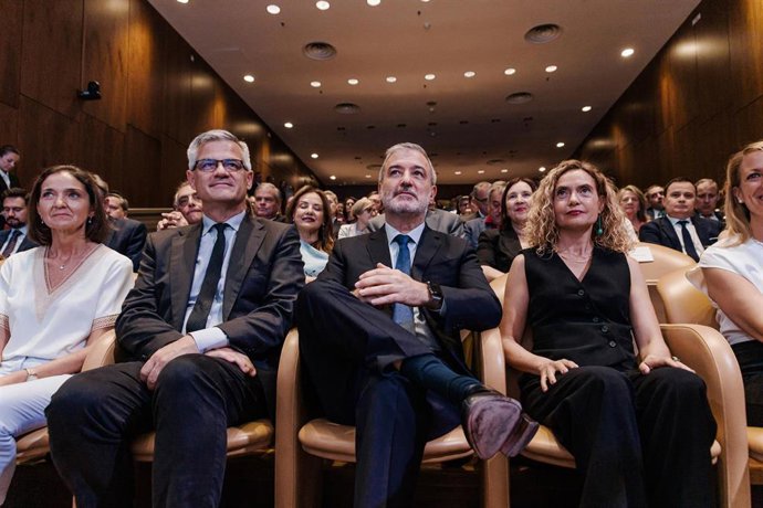 La expresidenta del Congreso Meritxell Batet, asiste a la conferencia 'Barcelona es Capital', impartida por el alcalde de Barcelona, Jaume Collboni, en el Museo Nacional Thyssen-Bornemisza, a 16 de junio de 2025, en Madrid (España). 