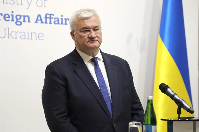 Archivo - Arquivo - 30 de abril de 2025, Kiev, Ucrânia: O Ministro das Relações Exteriores da Ucrânia, Andrii Sybiha, é visto durante uma coletiva de imprensa conjunta com o Ministro das Relações Exteriores do Grão-Ducado de Luxemburgo, Xavier Bettel, e o