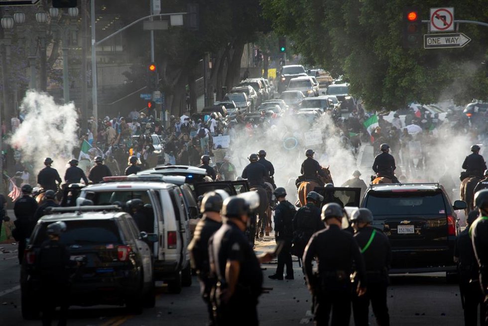 Protestas en Los Ángeles contra las redadas sobre inmigrantes indocumentados