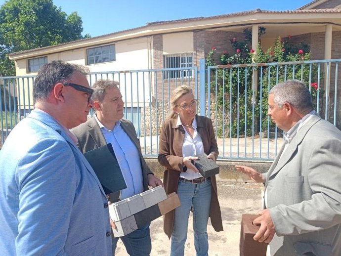 Gobierno riojano y Ayuntamiento de Igea firman un convenio para un nuevo centro de transformación en la zona industrial