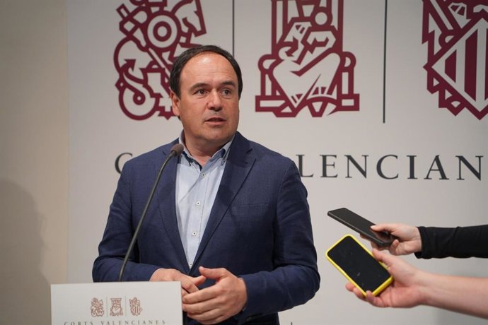 Juanfran Pérez: "Con la convocatoria de la Plataforma Pel Finançament Just pretendemos que el PSOE vuelva al consenso que rompió hace un año"