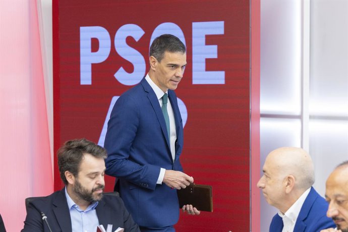 O secretário-geral do PSOE, Pedro Sánchez, em sua chegada à reunião do Comitê Executivo Federal.