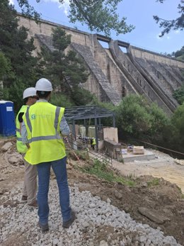 Fotos de la llegada de las bombas de impulsión a la presa de Puente Alta