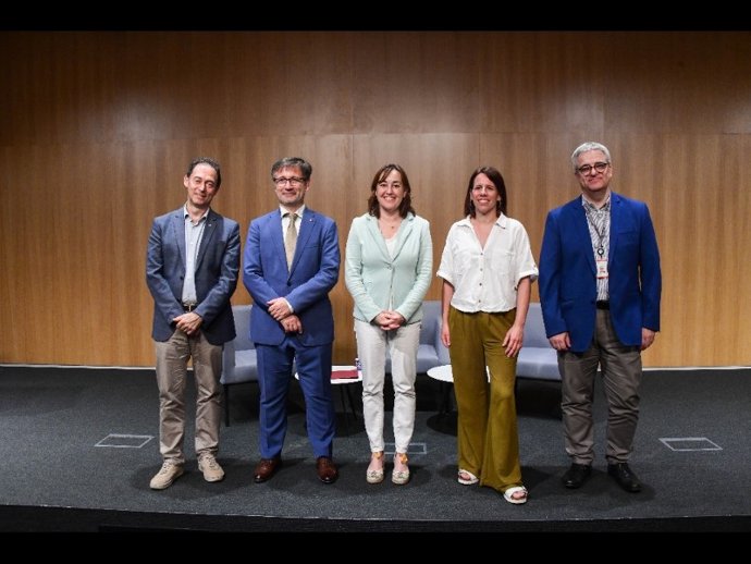 Presentación del 'Diccionari de la transició energètica', elaborado por Termcat