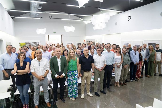 Participantes en el I Foro ‘Agua y Futuro en Almería’, celebrado en Huércal-Overa (Almería).