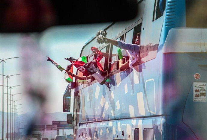 Caravana de vehículos que salió de Túnez hacia la Franja de Gaza para denunciar el bloque de Israel el enclave