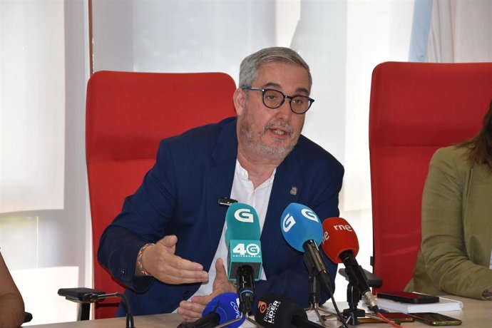 El alcalde de Ames (A Coruña), Blas García, en rueda de prensa