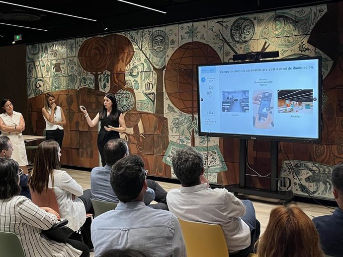 La UPV crea el 'Espacio piloto Well', un aula "única" que "mejora el aprendizaje y optimiza el rendimiento y confort"